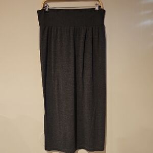 Versatile Jersey Knit Midi Skirt with Comfort Waistband